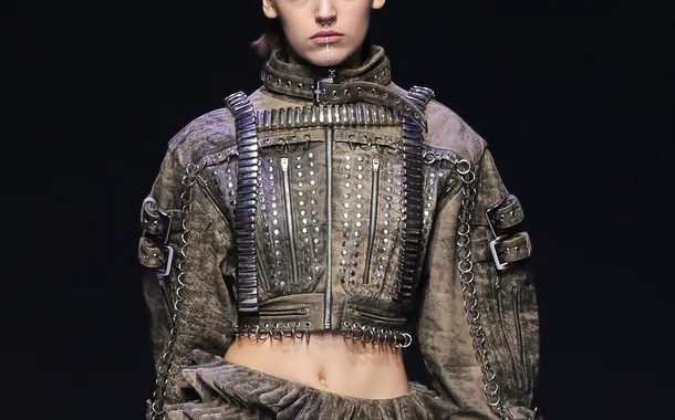 Caption Cover Photo: Artemisi na Moscow Fashion Week