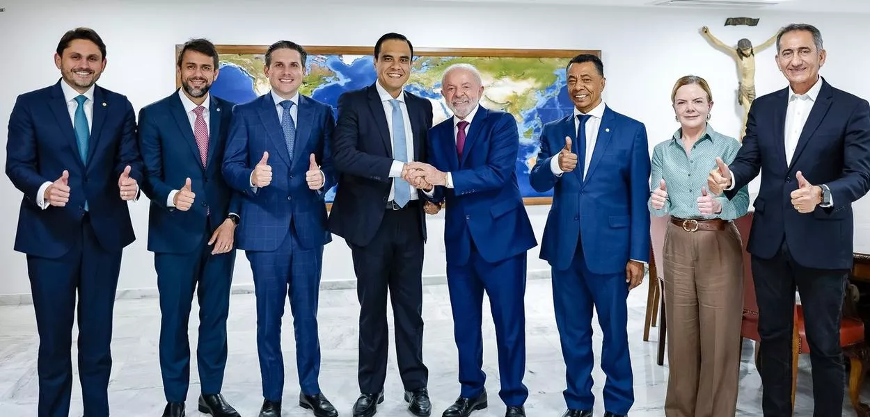 Presidente Lula durante reunião de indicação de Gustavo Feliciano ao cargo de ministro do Turismo.