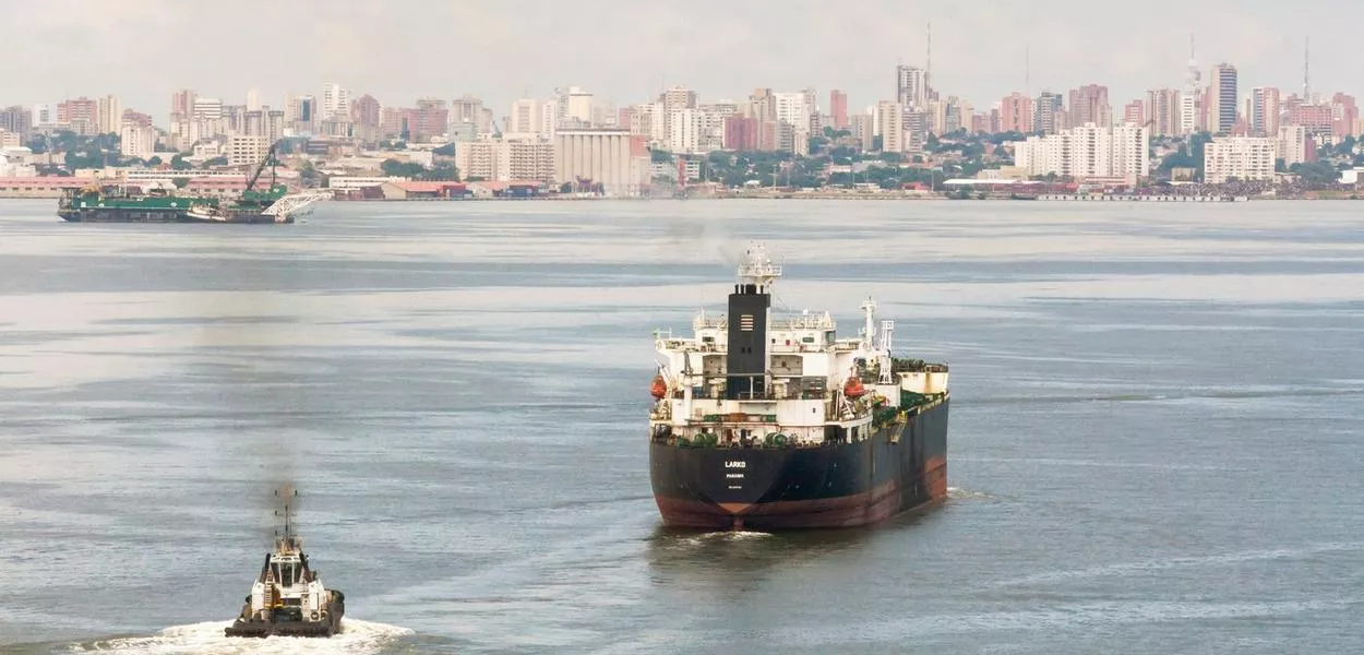 Petroleiro no Lago Maracaibo, na Venezuela - 14/10/2022