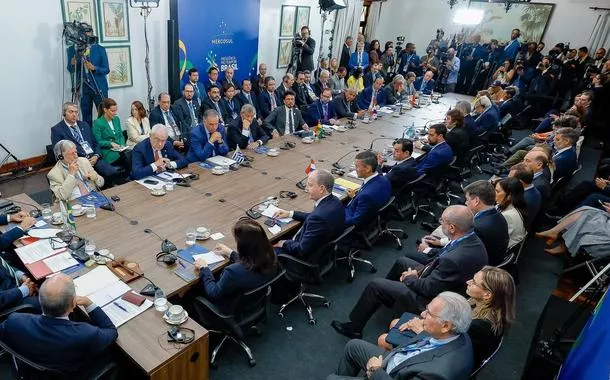 Presidente Lula durante sessão Plenária da Cúpula de Presidentes e Chefes de Delegação do Mercosul