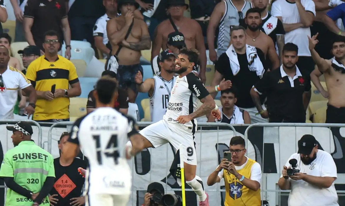 Corinthians vence Vasco e conquista tetracampeonato da Copa do Brasil