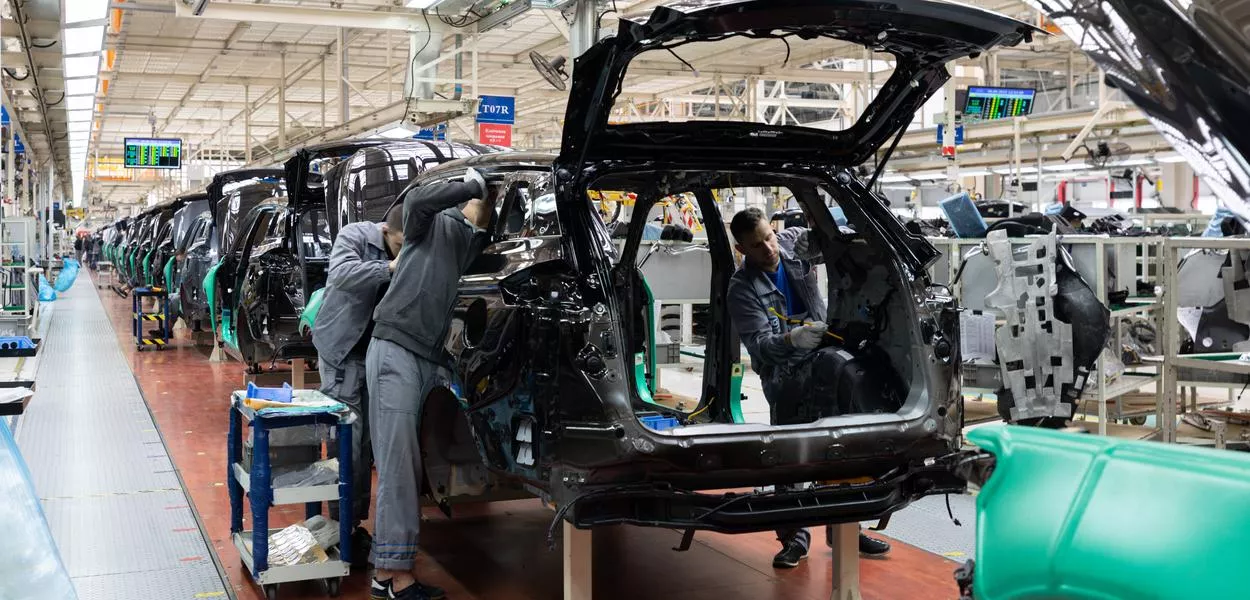 BNDES aprova crédito e Iochpe-Maxion moderniza produção de autopeças