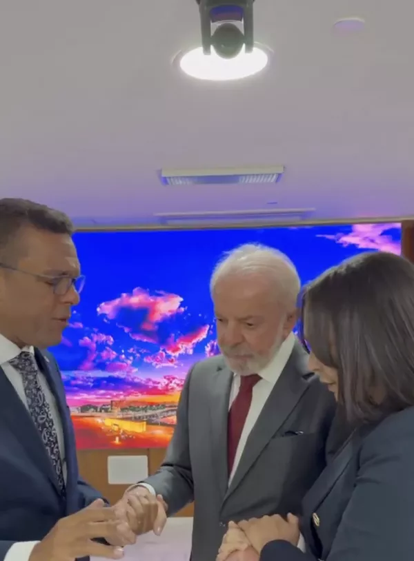 Otoni de Paula, Luiz Inácio Lula da Silva e Eliziane Gama