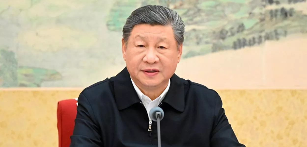 Reunião da liderança do PCCh enfatiza implementação da decisão de oito pontos sobre melhoria da conduta