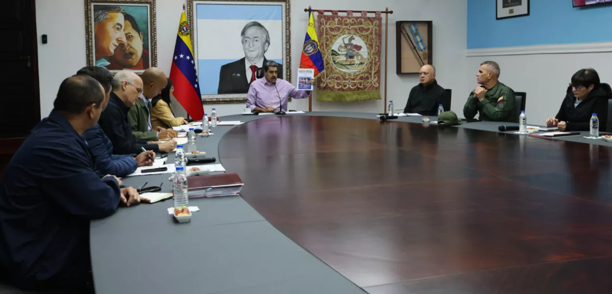 Maduro e vice-presidentes setoriais
