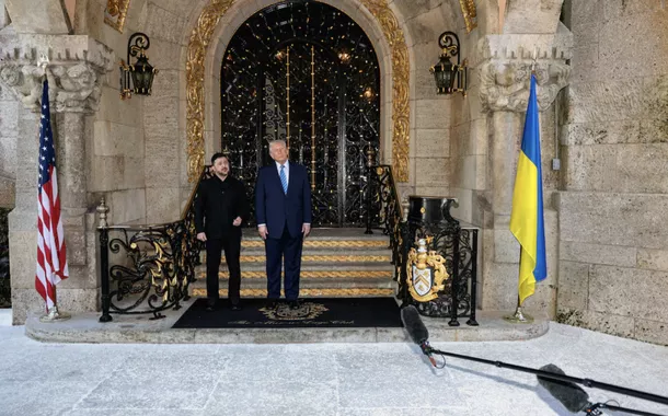 Volodymyr Zelensky e Donald Trump na Flórida, EUA, em 28 de dezembro de 2025