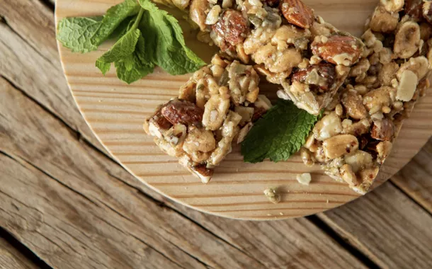 Varejo alimentar aposta em snacks proteicos e conveniência em 2026