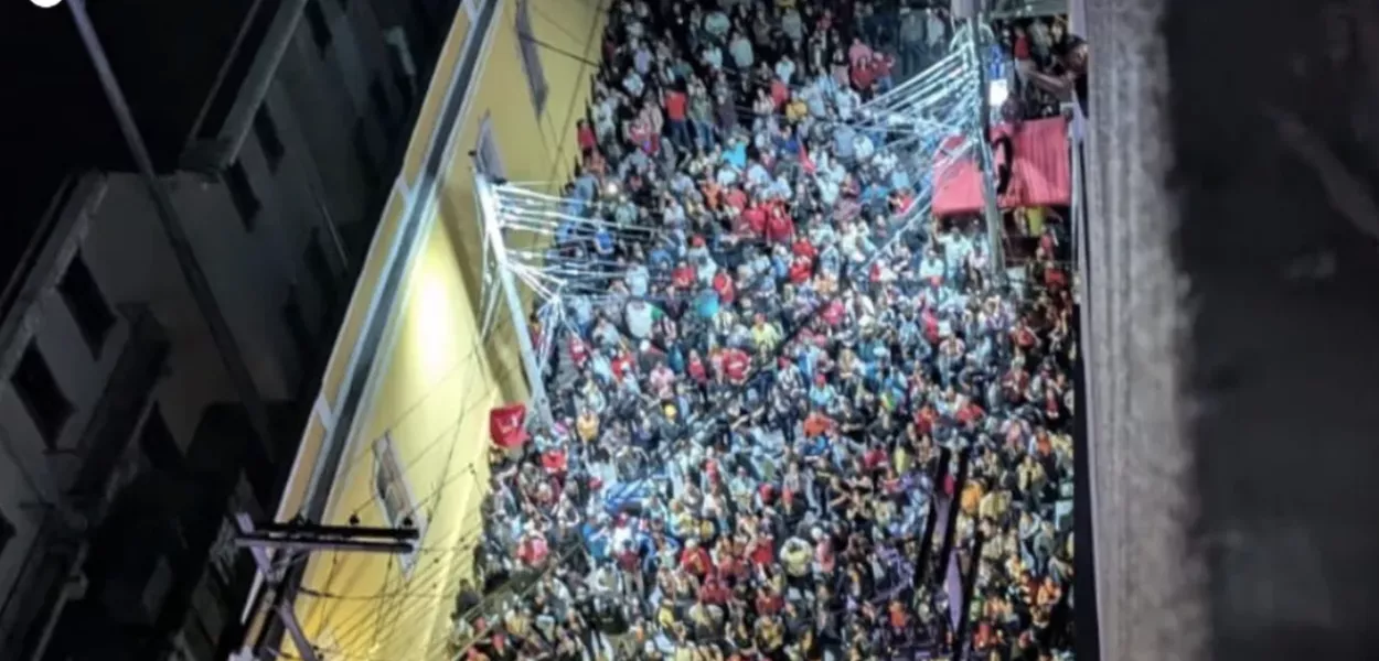 Povo hondurenho vai às ruas contra o golpe de Estado