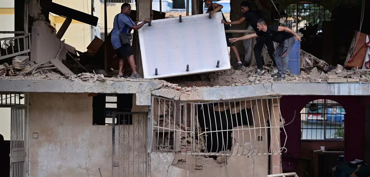 Local danificado por ataque dos EUA em Catia La Mar, na Venezuela - 4/1/2026