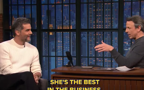 Wagner Moura e Seth Meyers