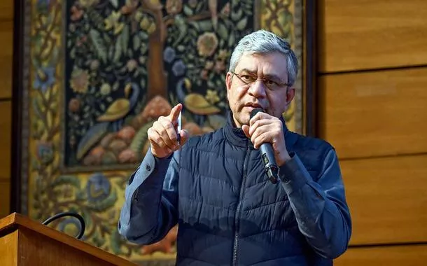 Índia estrutura avanço de IA com modelo de cinco camadas