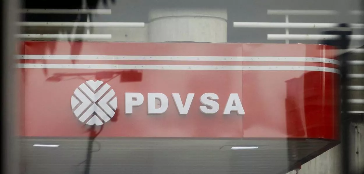 Logo da PDVSA em Caracas, na Venezuela - 14/05/2025