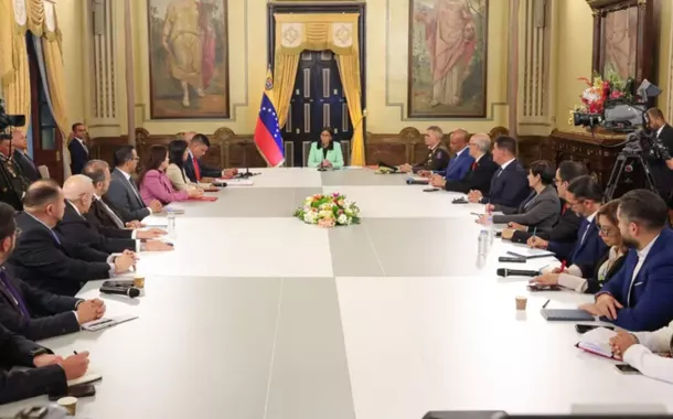 Delcy Rodríguez convoca união nacional pela paz e a soberania da Venezuela