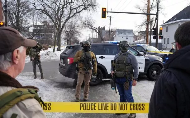 Republicanos se dividem sobre política migratória de Trump após morte em operação nos EUA