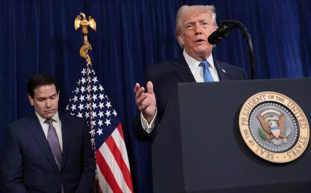 O presidente dos EUA, Donald Trump, durante entrevista coletiva em Palm Beach, na Flórida - 03/01/2026