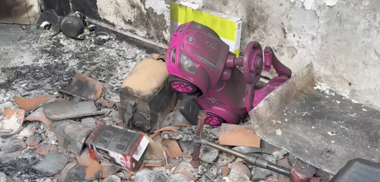 Ataques estadounidenses cerca de Caracas impactaron casa familiar.