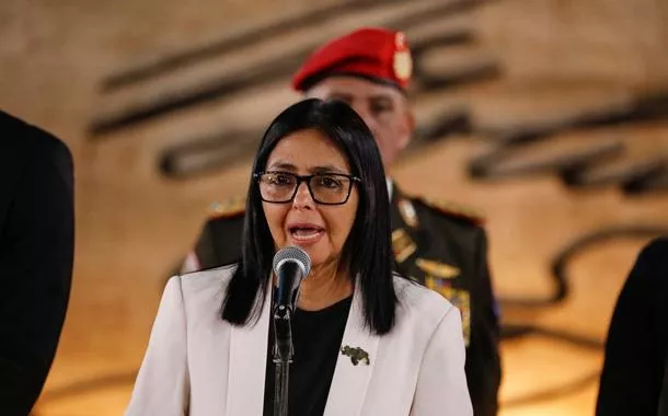 Delcy Rodríguez pede prudência estratégica para manter o poder bolivariano