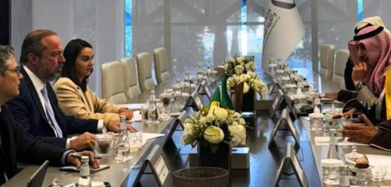 Reunião entre Alexandre Silveira e Bandar Al-Khorayef