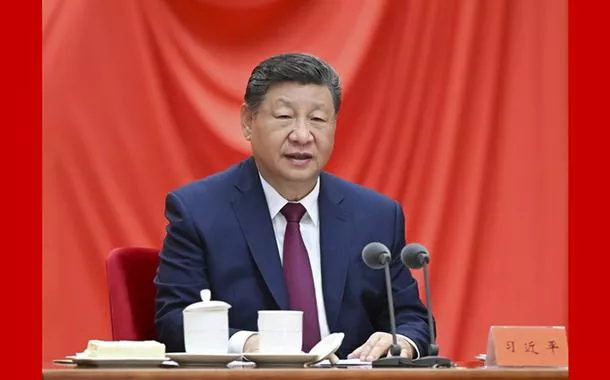 Xi: Seguir firmemente o caminho do desenvolvimento financeiro com características chinesas e construir uma potência financeira