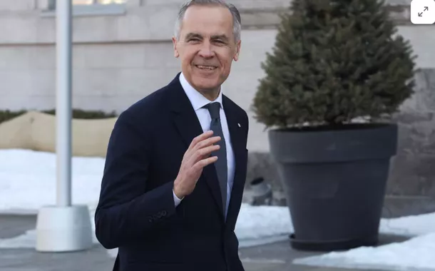 Primeiro-ministro do Canadá viaja à China para reforçar relações estratégicas