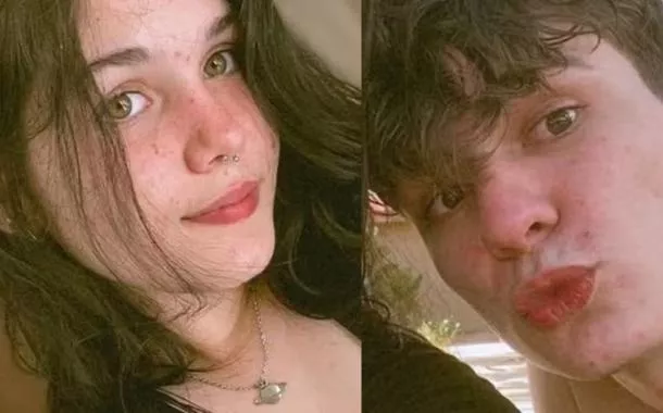 Jovens de 20 anos foram encontrados mortos dentro de casa, seminus, um por cima do outro