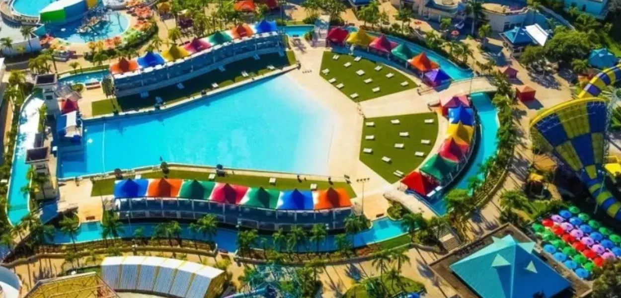 A vítima foi identificada como Guilherme da Guerra Domingos, funcionário do local há mais de dois anos