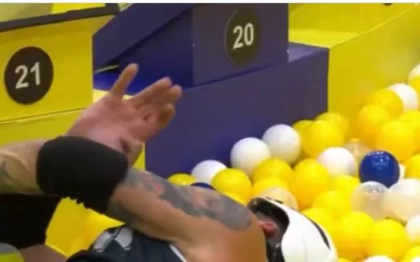 Web detona primeiros socorros da Globo após Henri Castelli convulsionar no BBB: "absurdo" (vídeo)