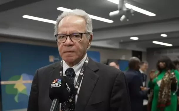 O macarthismo enlameia reputações de empresários