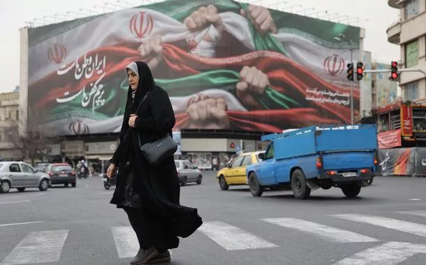 Protestos no Irã deixam 3700 feridos