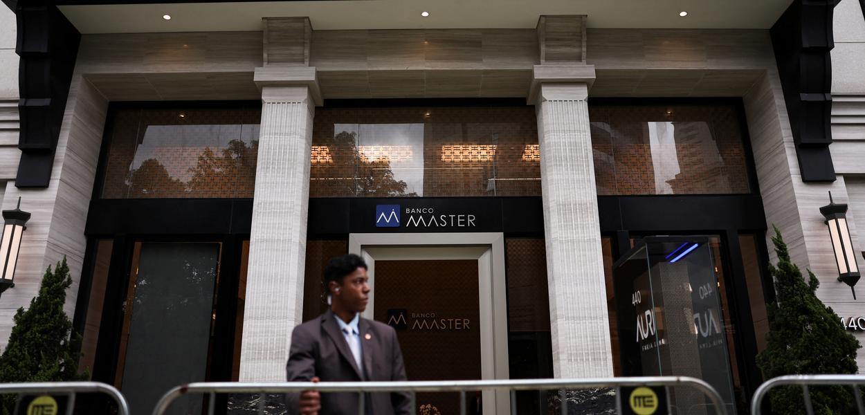 PF pede ao Supremo para ouvir 8 investigados no caso Master