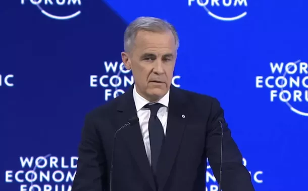 Líder canadense alerta em Davos sobre ruptura global e convoca potências intermediárias a liderar nova ordem internacional