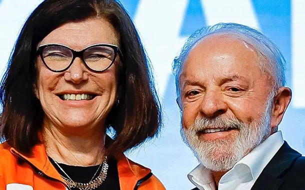 Presidente da República, Luiz Inácio Lula da Silva, durante cerimônia de assinatura de contratos para construção de navios gaseiros, empurradores e barcaças. Rio Grande (RS) - Brasil