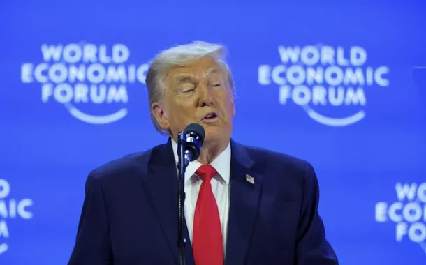 Trump diz que EUA receberam "18 trilhões de dólares" em investimentos