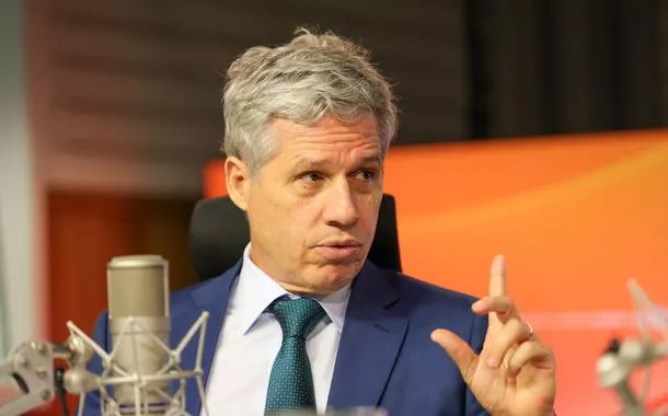 Brasília (DF) 20/01/2026 - O ministro do Desenvolvimento Agrário e Agricultura Familiar, Paulo Teixeira, participa do programa Bom Dia, Ministro.