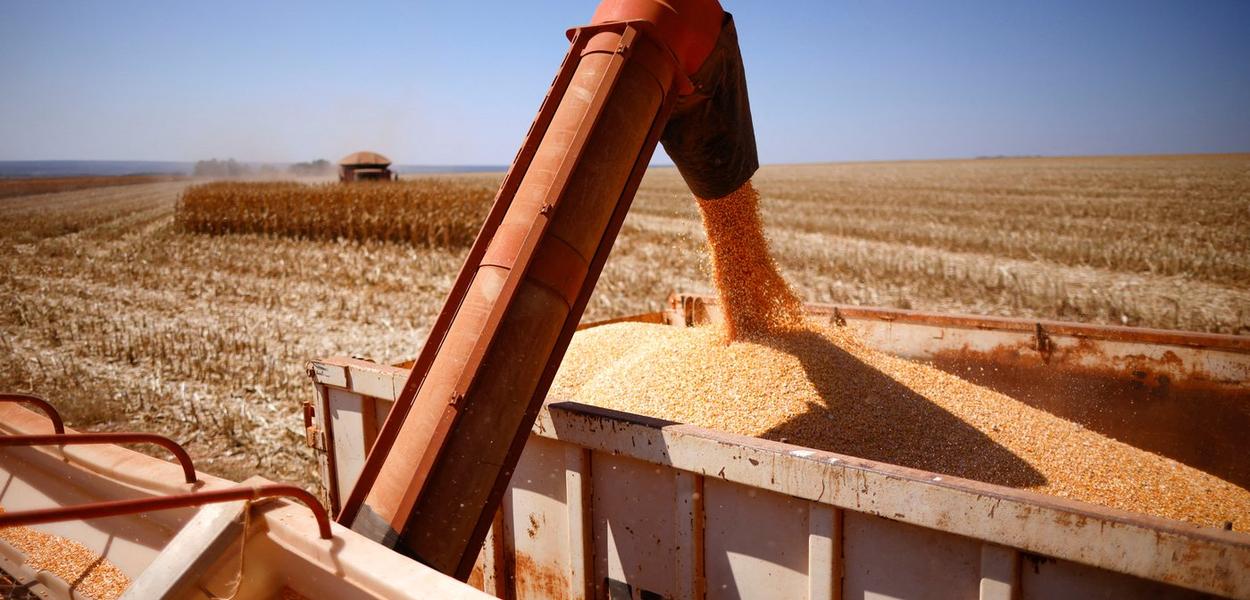 BNDES financia usina de etanol de milho em Mato Grosso com R$ 1 bilhão