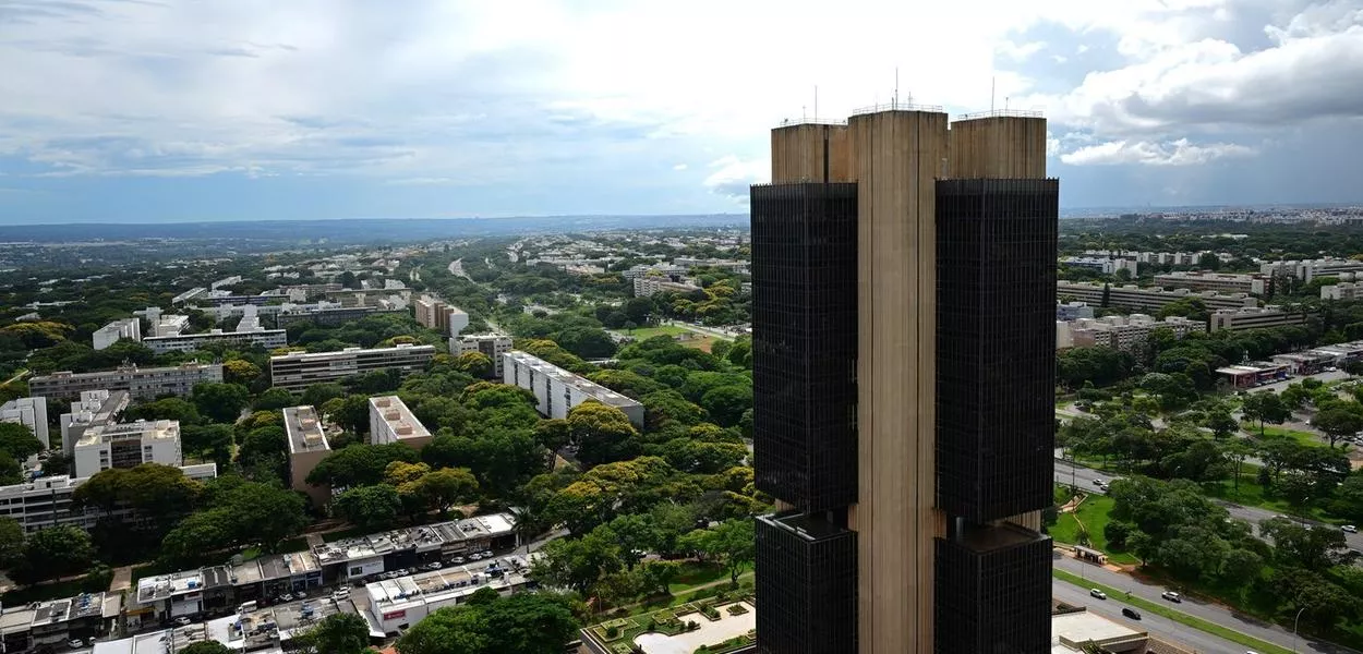 Vista aérea do Banco Central do Brasil, no Setor Bancário Sul, em Brasília.O Banco Central do Brasil também conhecido pelas siglas BC e BCB ou pelo acrônimo BACEN é uma autarquia federal autônoma integrante do Sistema Financeiro Nacional sem vinculação a nenhum Ministério.Foto: Pedro França/Agência Senado