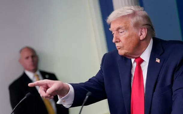 Trump acena com bônus de US$ 1 milhão por morador para a compra da Groenlândia