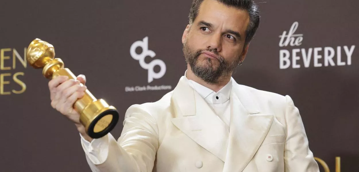 Wagner Moura celebra conquista no Globo de Ouro
11/1/2026    REUTERS/Mario Anzuoni