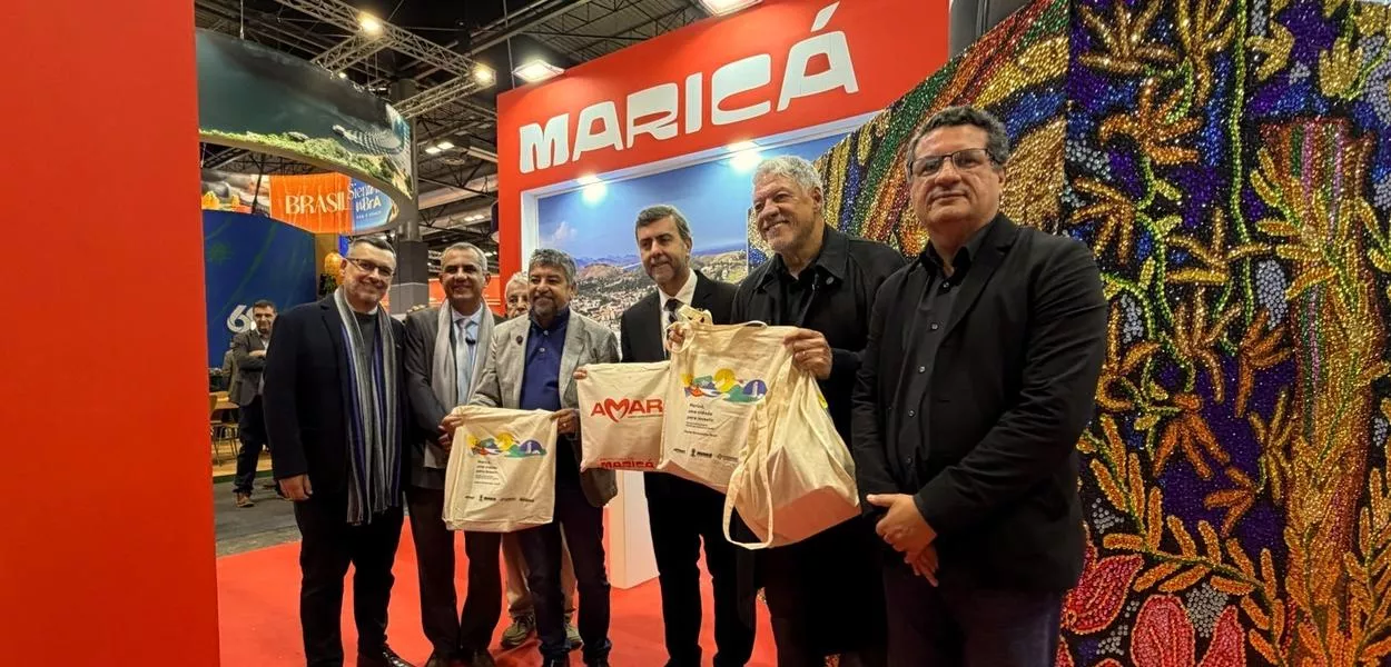 Representantes da Prefeitura de Maricá