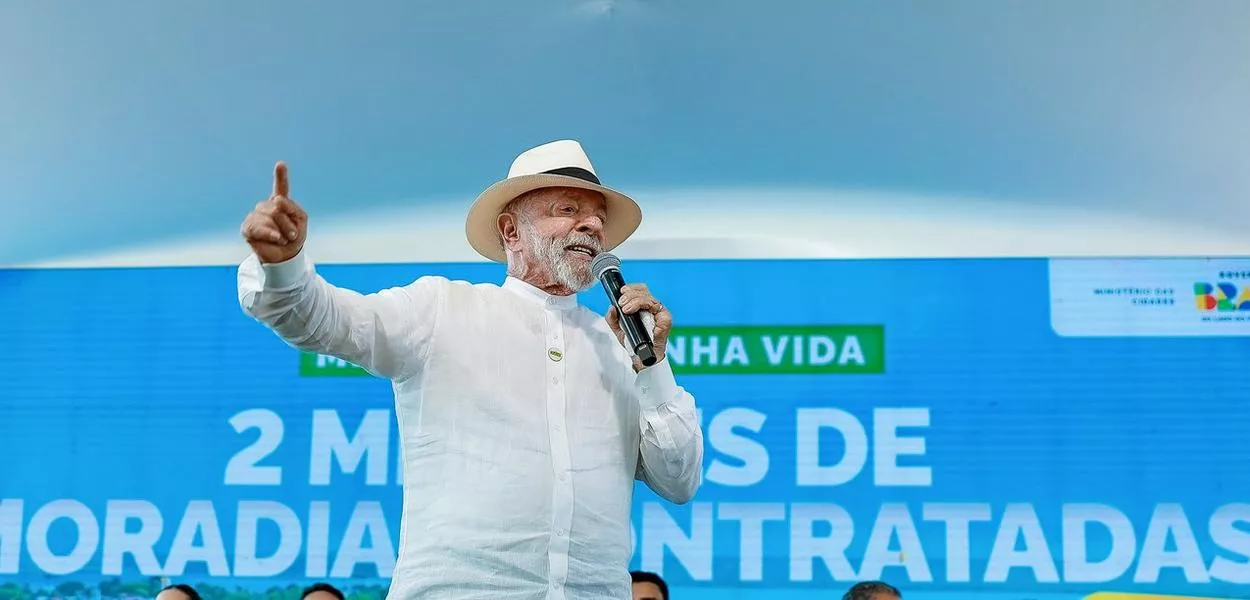 23.01.2026 - Presidente da República, Luiz Inácio Lula da Silva, durante cerimônia de celebração da contratação de 2 milhões de moradias no “Minha Casa, Minha Vida” e entrega de 1.337 moradias em Maceió. Residencial Dr. Pedro Teixeira Duarte I e II. Maceió (AL) - Brasil
Foto: Ricardo Stuckert / PR