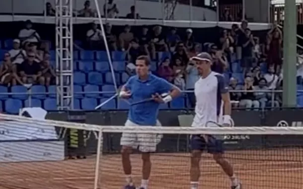 Tenistas venezuelano e colombiano são presos por injúria racial após gestos e ofensas em torneio de Itajaí