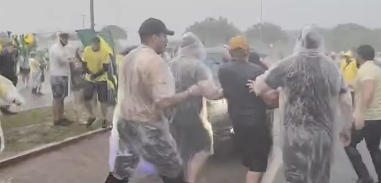 Parem de invocar os céus