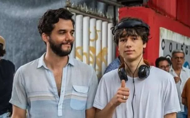 Bem Moura ao lado do pai, o ator Wagner Moura