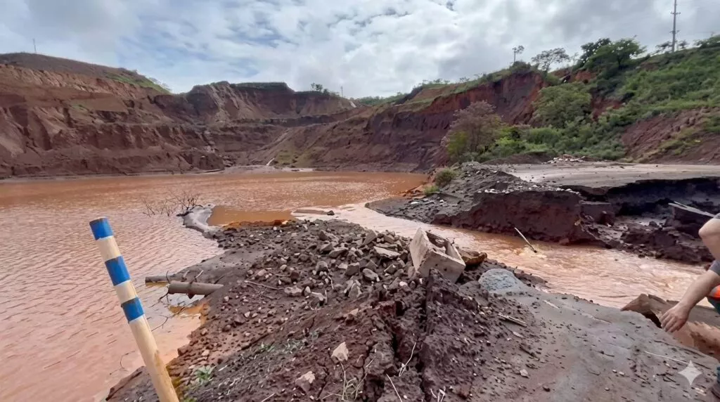 Área de mineração da Vale em Minas Gerais, onde a ANM acompanha ocorrências sem registro de rompimento de barragens