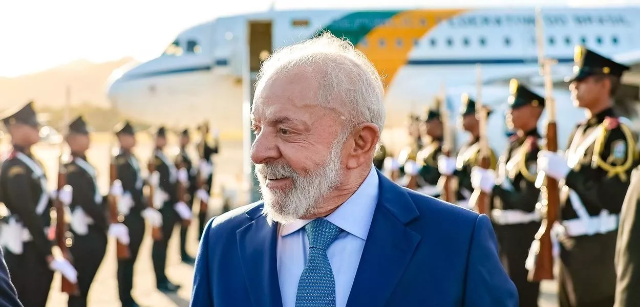 27.01.2026 - Presidente da República, Luiz Inácio Lula da Silva, durante chegada ao Aeroporto Panamá Pacífico. Cidade do Panamá - PanamáFoto: Ricardo Stuckert / PR
