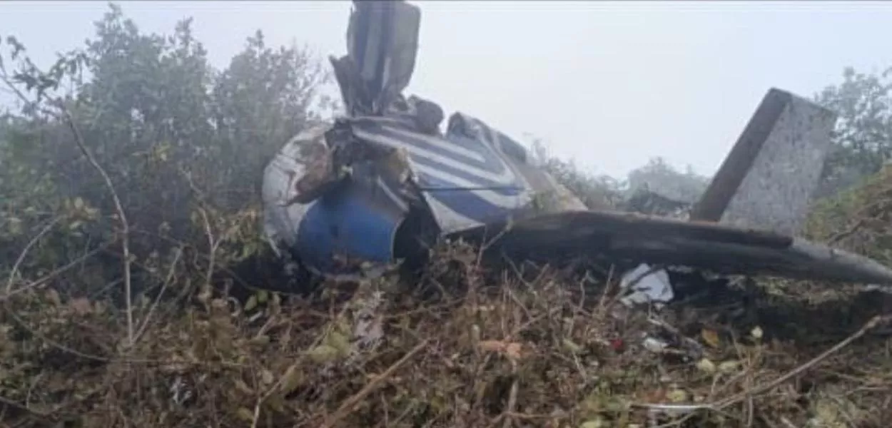 Avião caiu na Colômbia