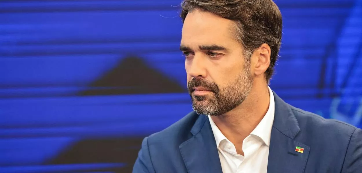 Eduardo Leite é a cara desfigurada da direita que se entregou ao fascismo