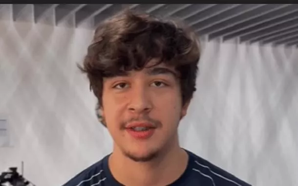 Adolescente espancado pelo piloto Pedro Turra por chiclete morre aos 16 anos