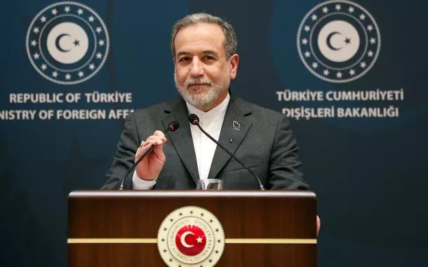 Chanceler iraniano Abbas Araqchi em Istambul
 30/1/2026    REUTERS/Dilara Senkaya