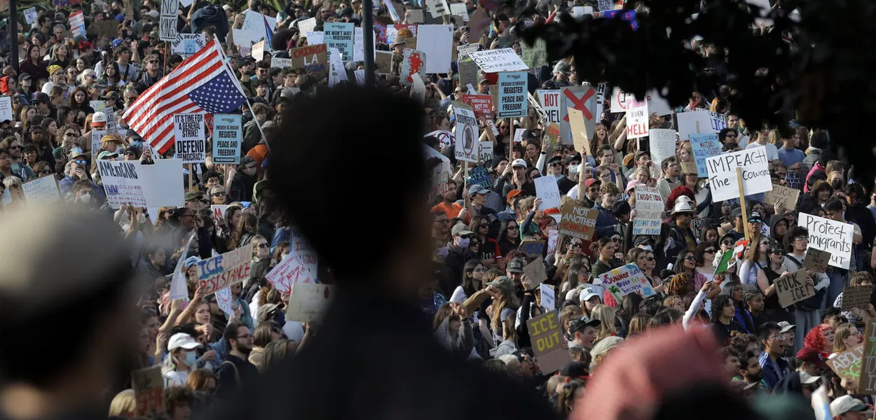 Protestos contra o ICE se espalham pelos Estados Unidos